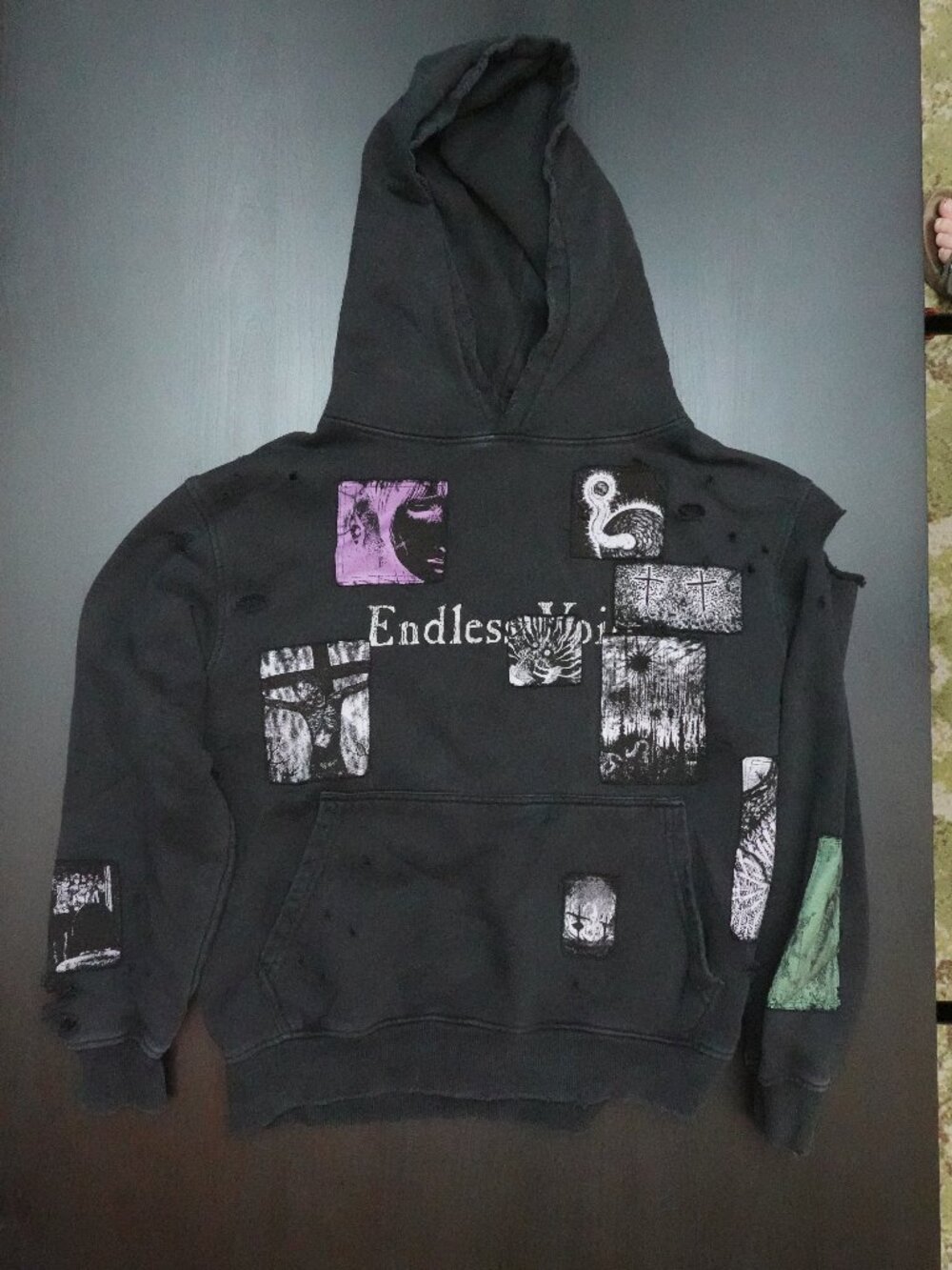 Dropdead Hoodie Endless Void - Junji Ito - Unisex / Mens XS - Like New
